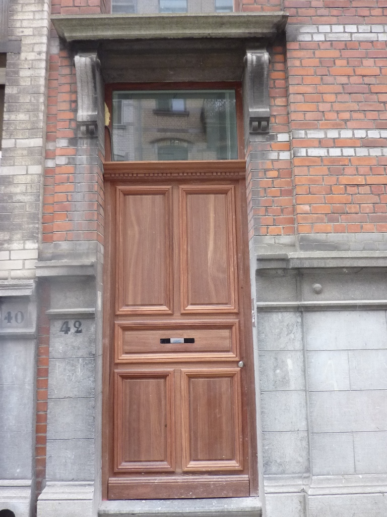 Moderne retro houten voordeuren op maat | Geedeco